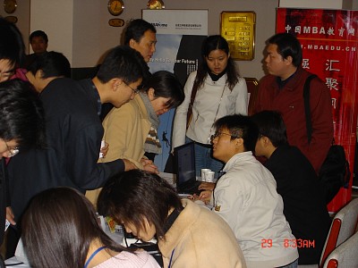 ����½�����������Ա��������ĽӴ�